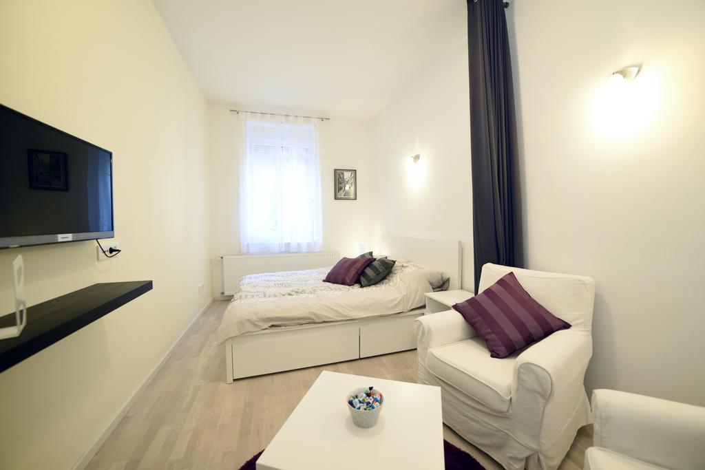 Cosy Central Apartment Загреб Екстериор снимка